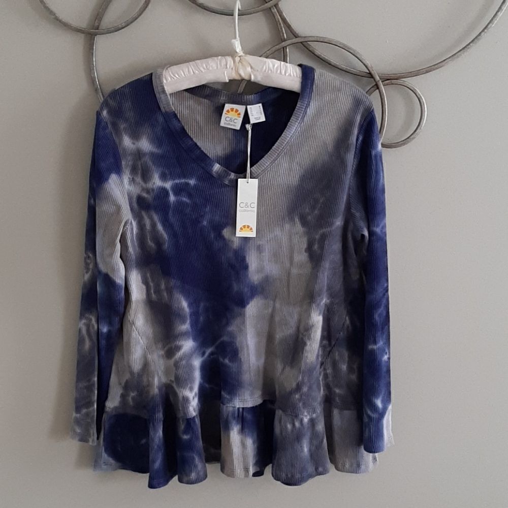 NWT C & C California on trend tie dye ruffle tunic